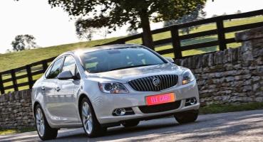 Buick Verano - Comfortable and Quiet Sedan with 2.4L Engine, Leather Seats, and Rearview Camera