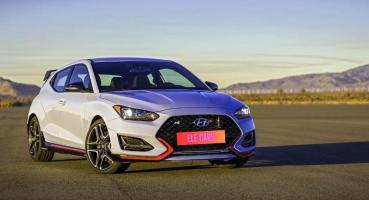 2020 Hyundai Veloster - Modern and Sporty Hatchback with Turbo Engine, Sunroof, and Apple CarPlay