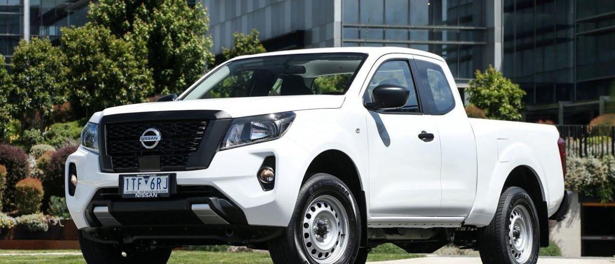 2022 Nissan Navara 2.5 E King Cab - Tough and Practical Pickup Truck with Fuel-Efficient Engine