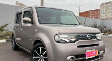 2017 Nissan Cube 15X - Spacious and Fun Hatchback with 1.5L Engine and Smart Features