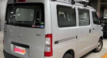 Toyota Townace Van DX: A Durable and Practical Van for Your Transport Needs