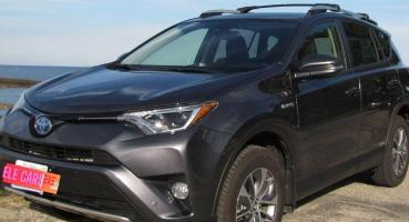 2016 Toyota RAV4: A Compact and Versatile SUV with Impressive Safety Features