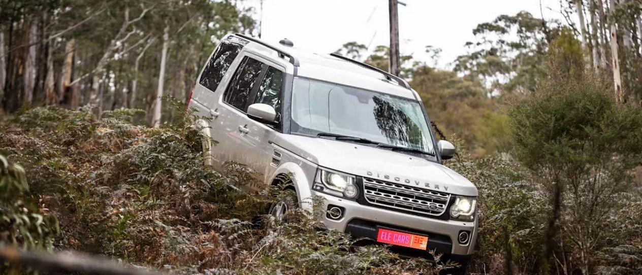 2016 Land Rover Discovery 4: A Rugged and Reliable SUV for Adventurous Souls