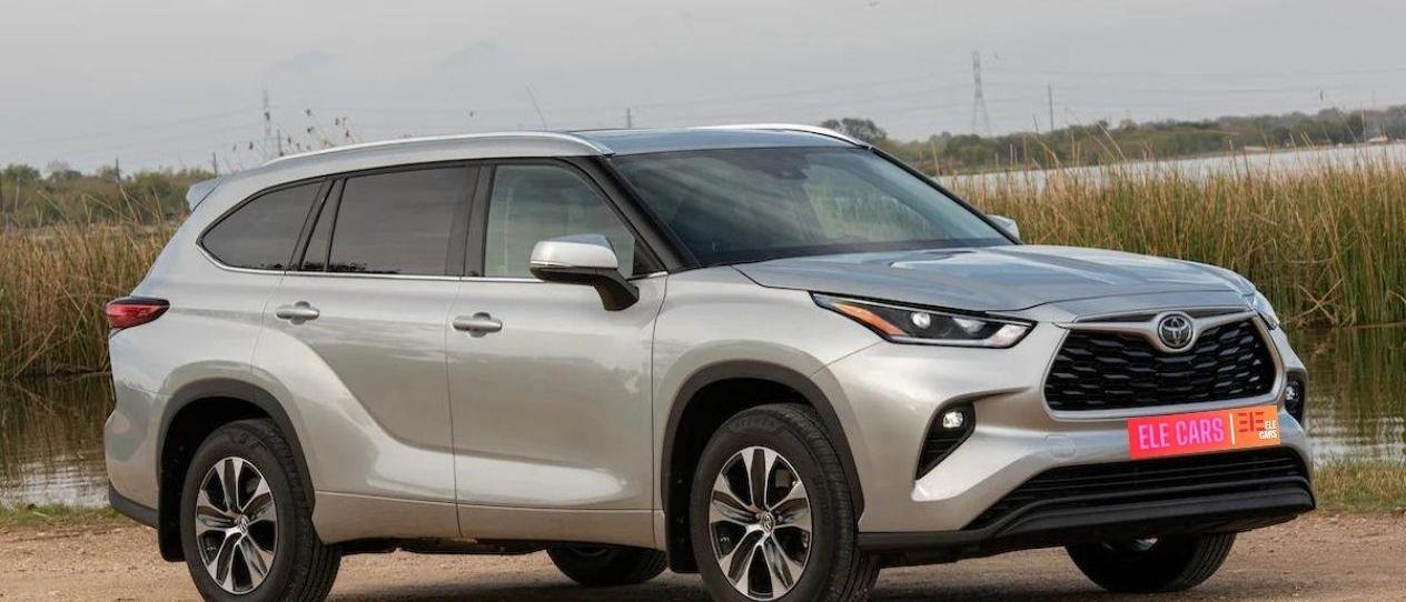 2021 Toyota Highlander XLE AWD: A Family-Friendly SUV with Premium Features