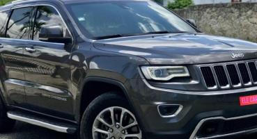 2016 Jeep Grand Cherokee 6.4 V8 HEMI SRT: A High-Performance SUV with Advanced Features