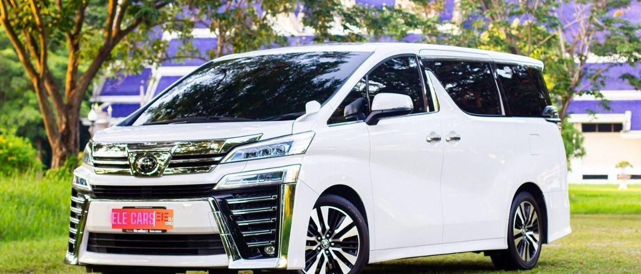 2020 Toyota Vellfire 2.5Z G Luxury Minivan - PEARL Exterior, Automatic Transmission, 7-Passenger Seating, Advanced Safety Features, Luxurious Amenities, Versatile Cargo Space