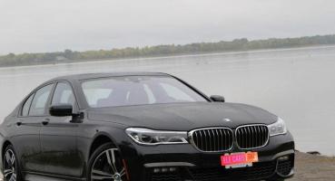 BMW 7 Series 750i L xDrive - A Spacious and Luxurious Sedan with All-Wheel Drive