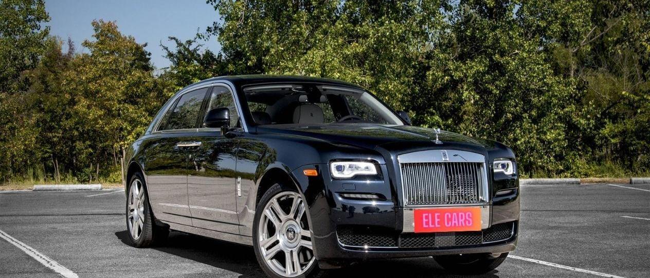 Rolls Royce Ghost II - Sophisticated and Smooth Sedan with V12 Engine, Adaptive Suspension, and Night Vision